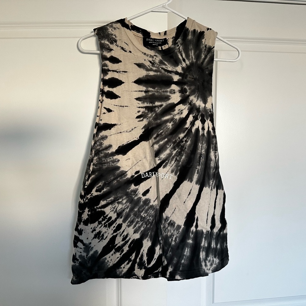 Darc Sport Black and Cream Tie-Dye Sleeveless Top